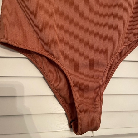 Nasty Gal Sexy Chest Keyhole Bodysuit - Picture 7 of 7